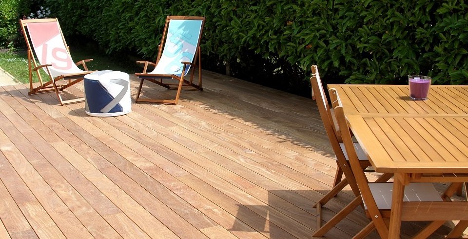 Holzterrasse reinigen Slide